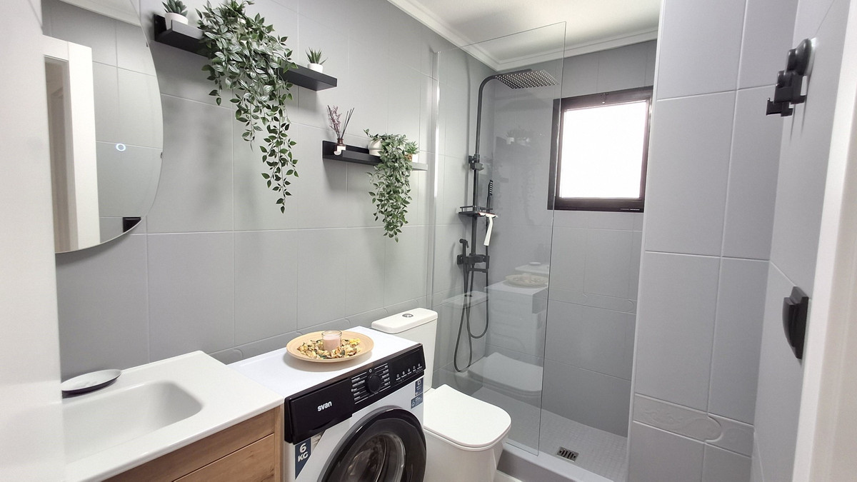 1 Bed Apartment for sale in Torrevieja Costa Blanca, Alicante, Spain