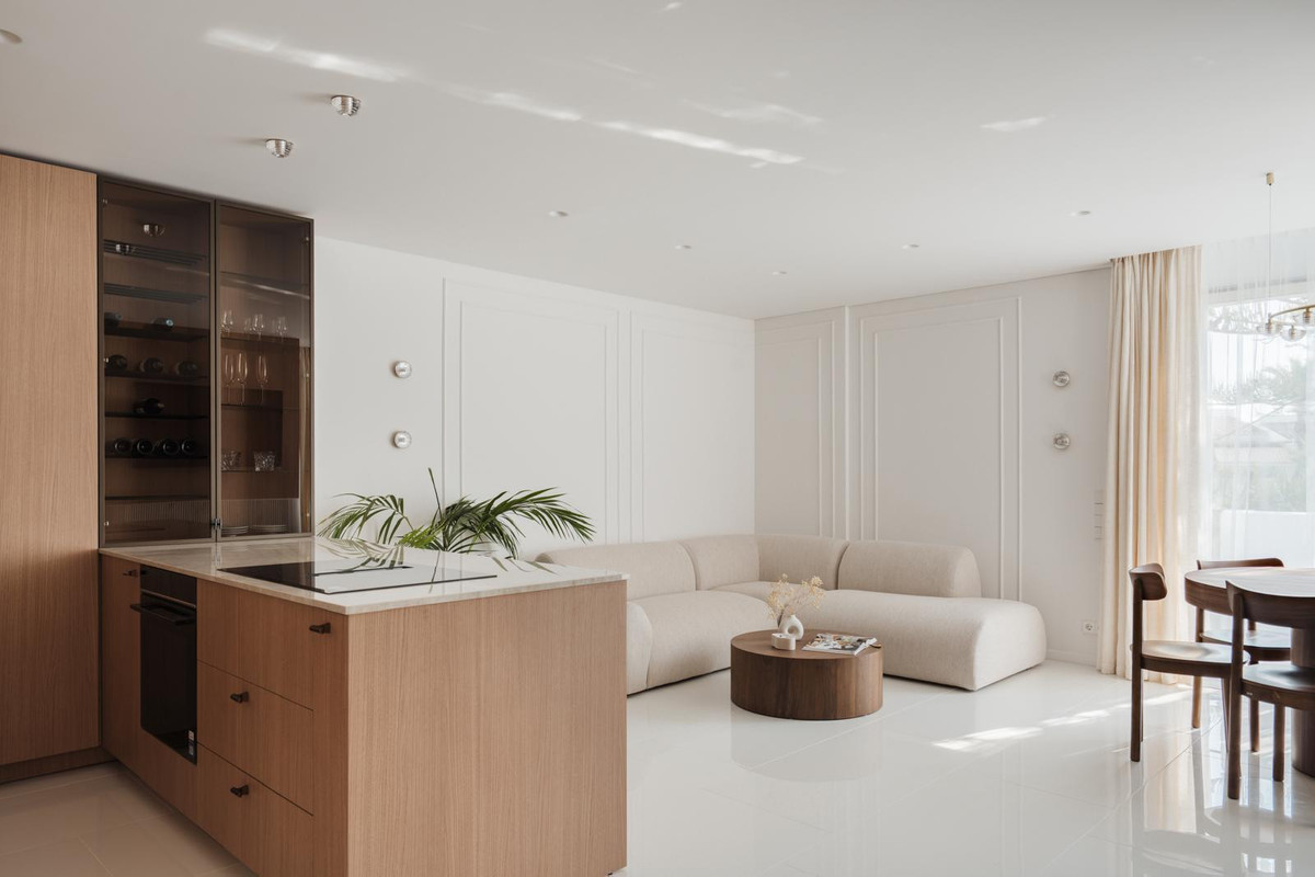 3 Bed Apartment for sale in San Pedro De Alcántara Costa Del Sol, Málaga, Spain