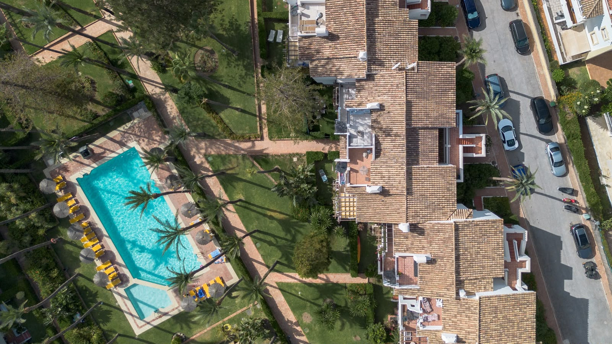 3 Bed Apartment for sale in San Pedro De Alcántara Costa Del Sol, Málaga, Spain