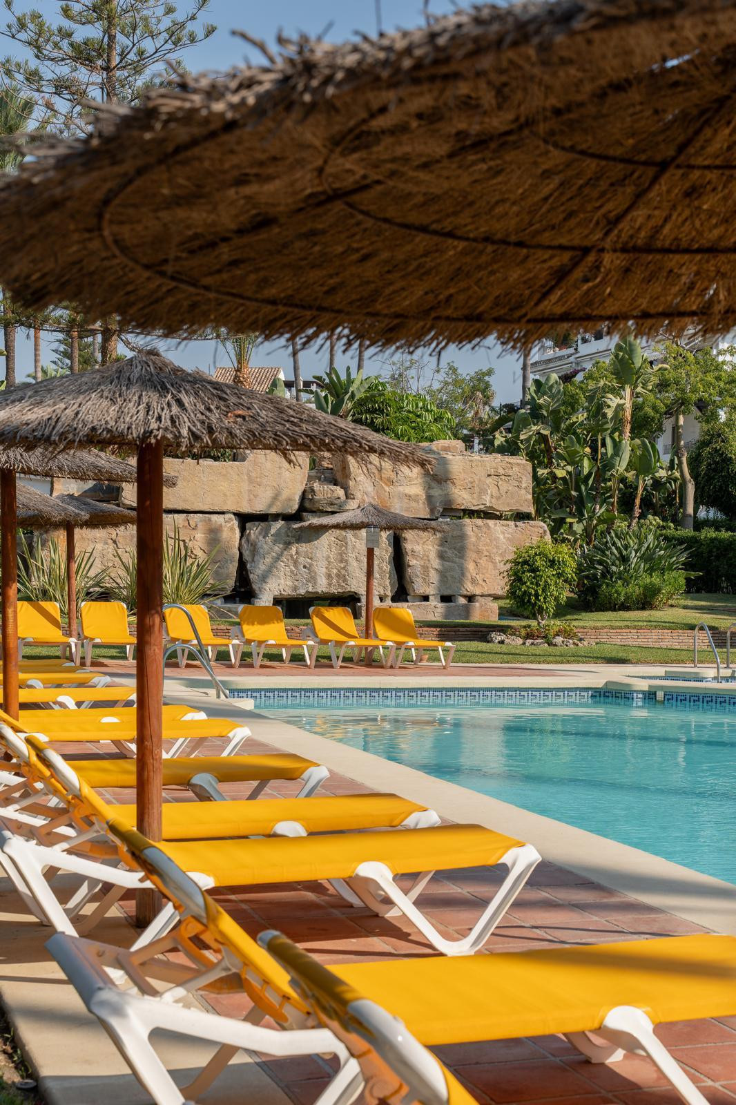 3 Bed Apartment for sale in San Pedro De Alcántara Costa Del Sol, Málaga, Spain