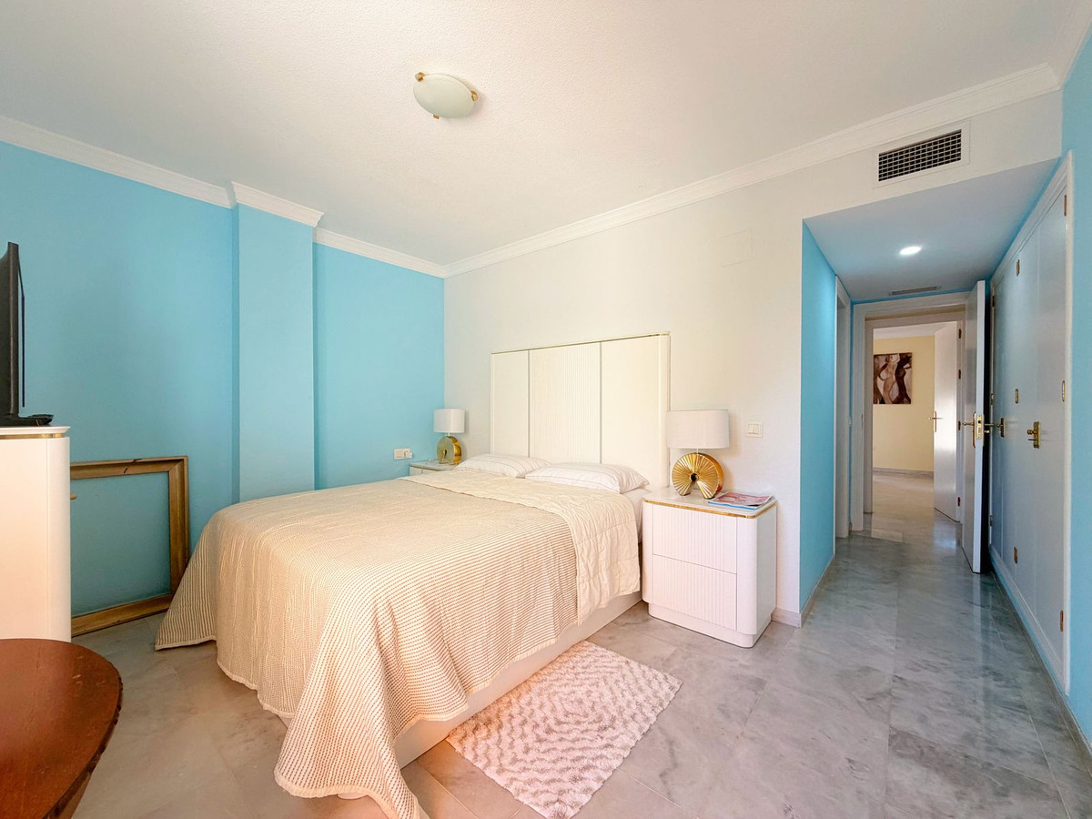 2 Bed Apartment for sale in Estepona Costa Del Sol, Málaga, Spain