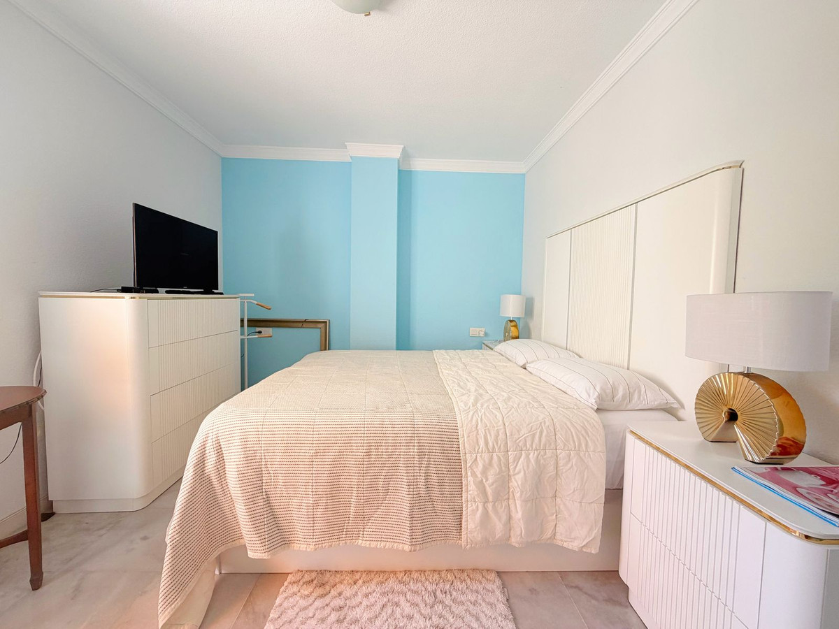 2 Bed Apartment for sale in Estepona Costa Del Sol, Málaga, Spain