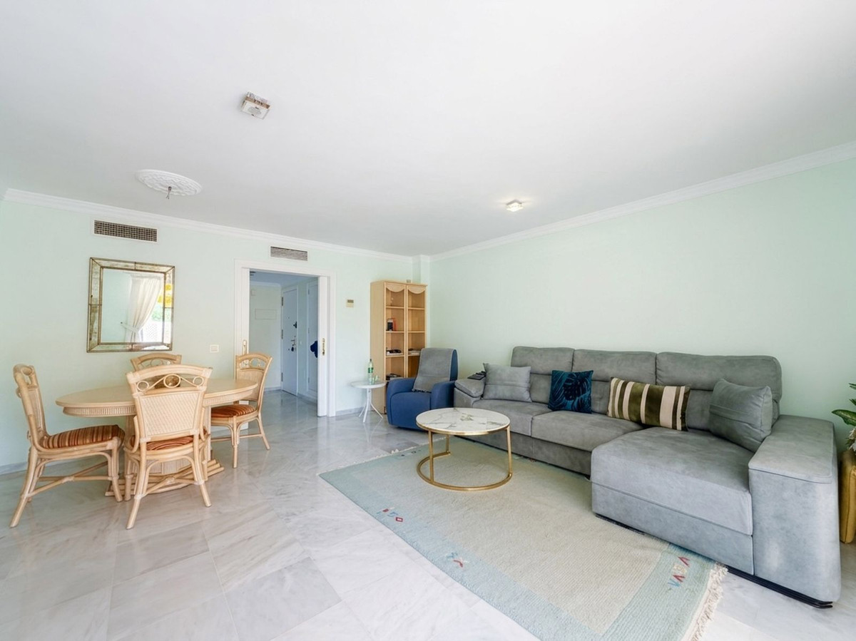 2 Bed Apartment for sale in Estepona Costa Del Sol, Málaga, Spain