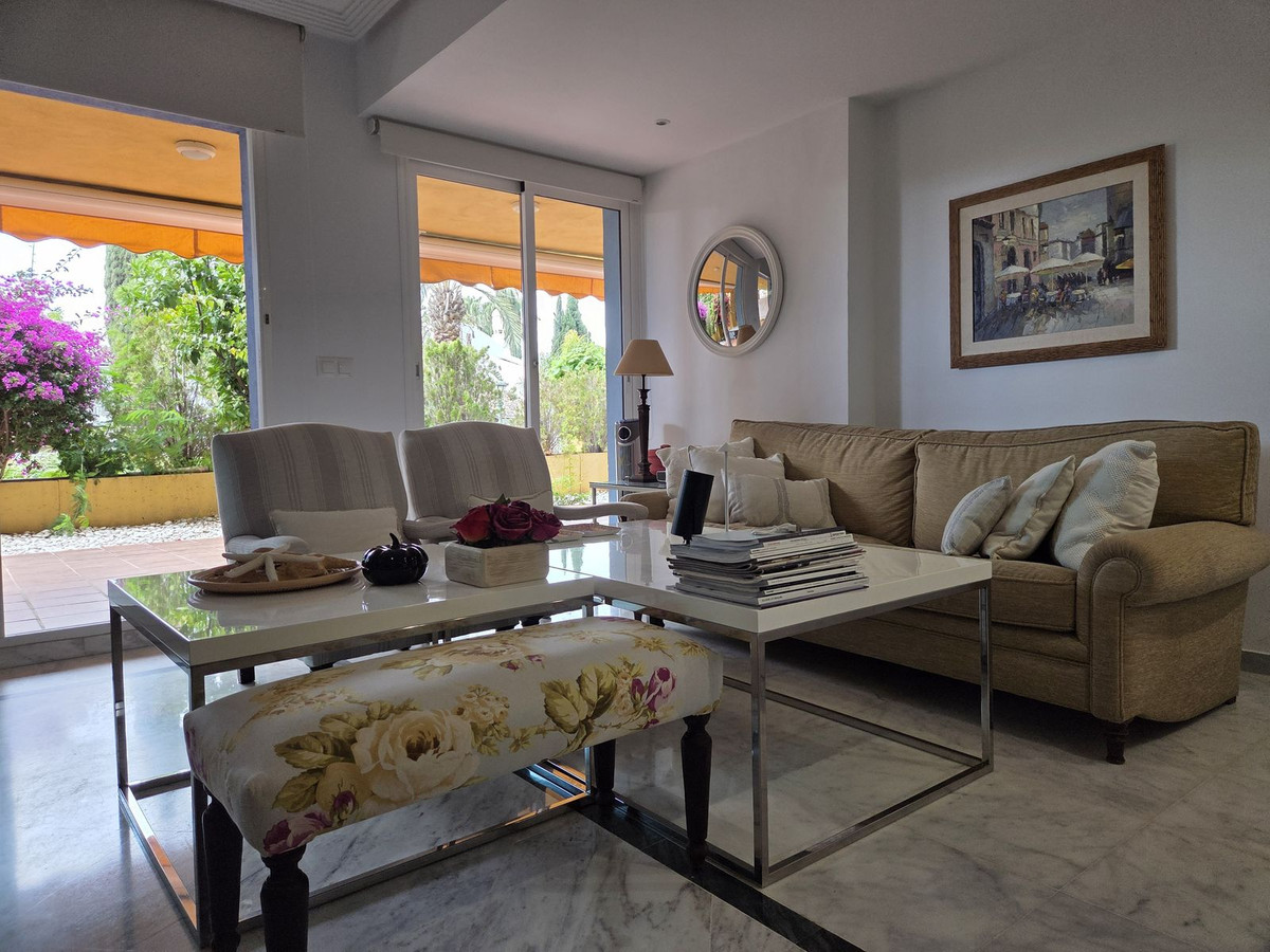 Se vende Apartamento Planta Baja de 2 dormitorios en Costa Del Sol, Málaga, España
