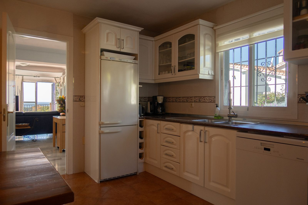 Se vende Villa - Chalet de 3 dormitorios en Costa Del Sol, Málaga, España