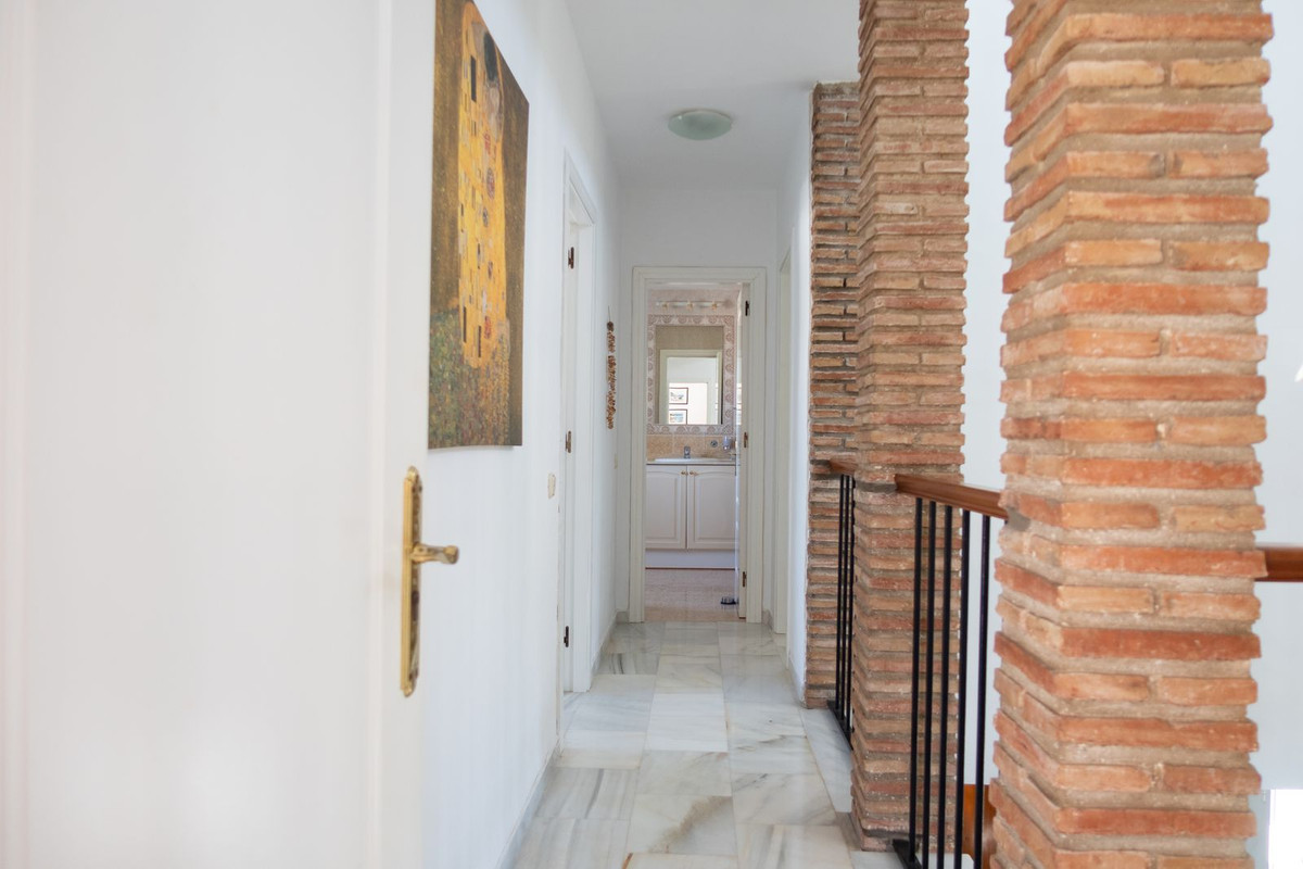 Se vende Villa - Chalet de 3 dormitorios en Costa Del Sol, Málaga, España