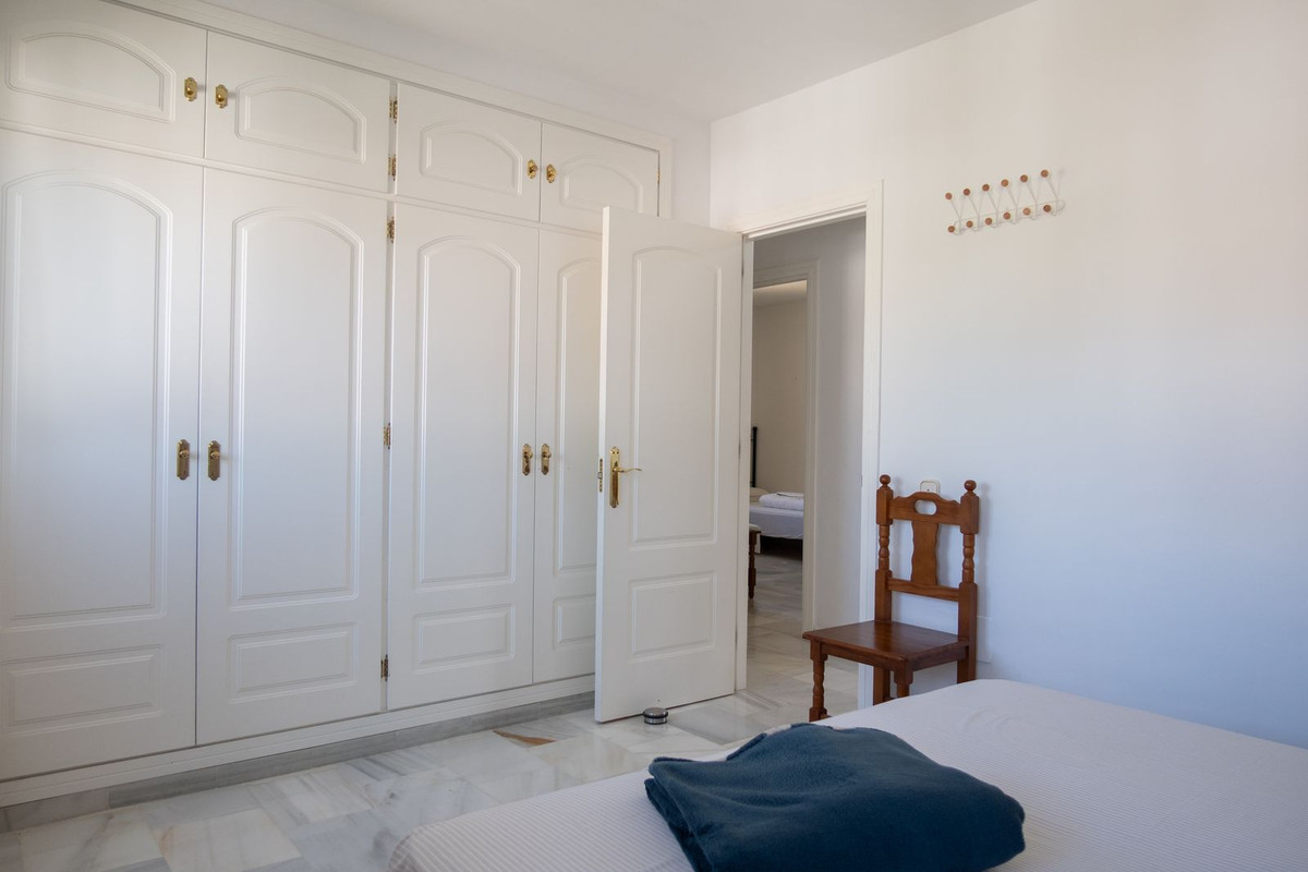Se vende Villa - Chalet de 3 dormitorios en Costa Del Sol, Málaga, España