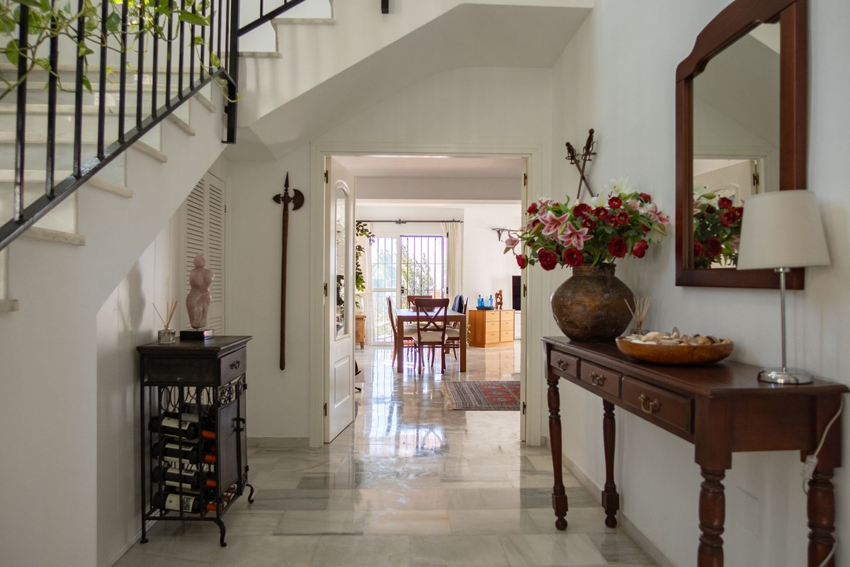 Se vende Villa - Chalet de 3 dormitorios en Costa Del Sol, Málaga, España