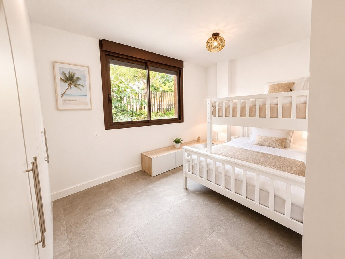 3 Bed Apartment for sale in Estepona Costa Del Sol, Málaga, Spain