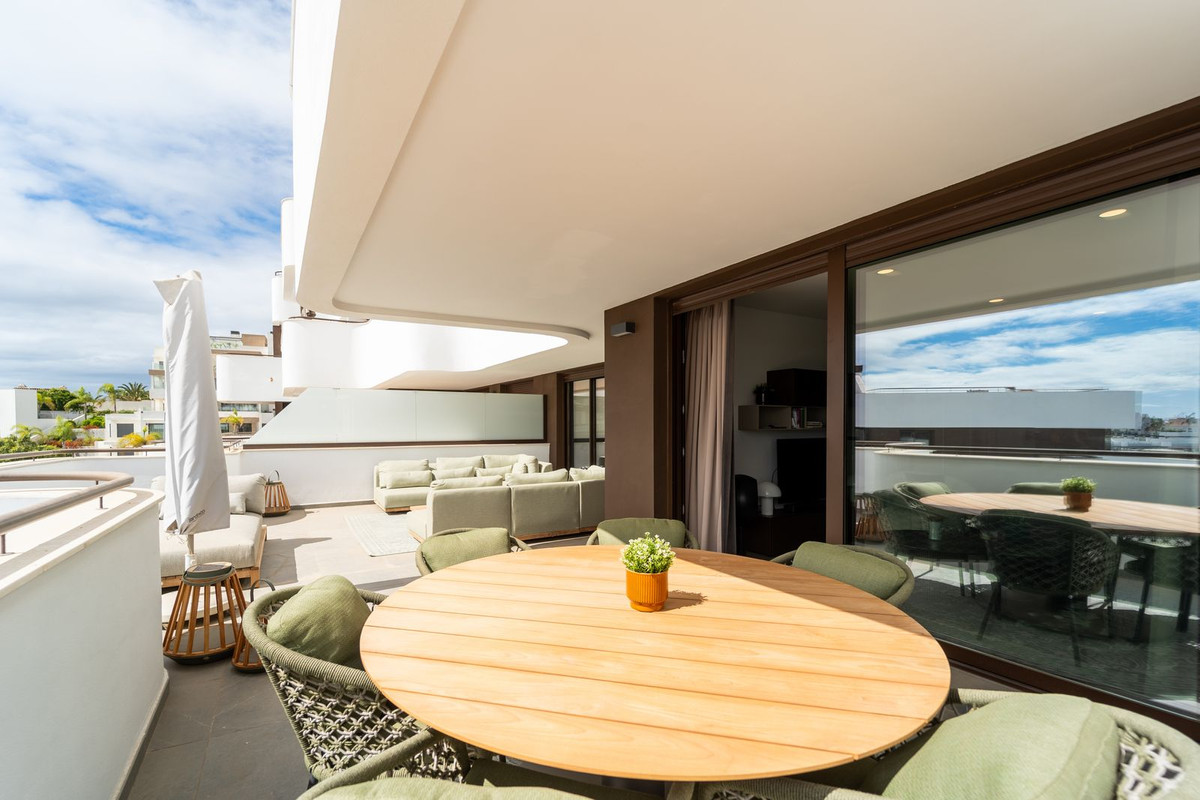 Se vende Apartamento Planta Media de 3 dormitorios en Costa Del Sol, Málaga, España