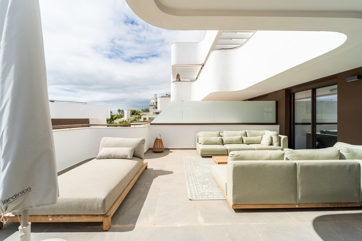 Se vende Apartamento Planta Media de 3 dormitorios en Costa Del Sol, Málaga, España