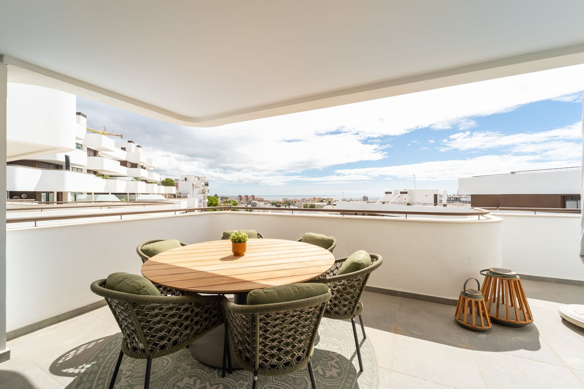 Se vende Apartamento Planta Media de 3 dormitorios en Costa Del Sol, Málaga, España