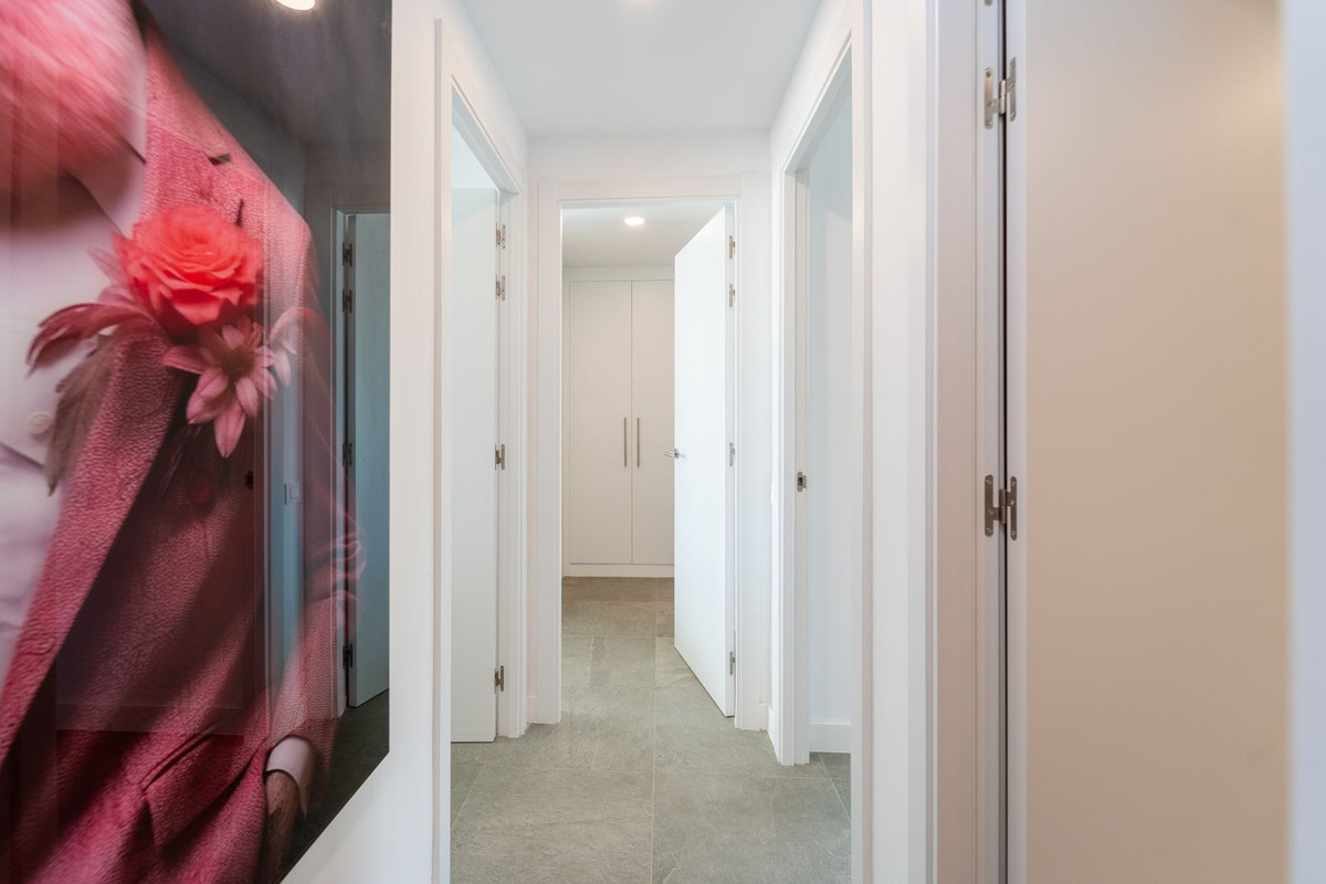Se vende Apartamento Planta Media de 3 dormitorios en Costa Del Sol, Málaga, España