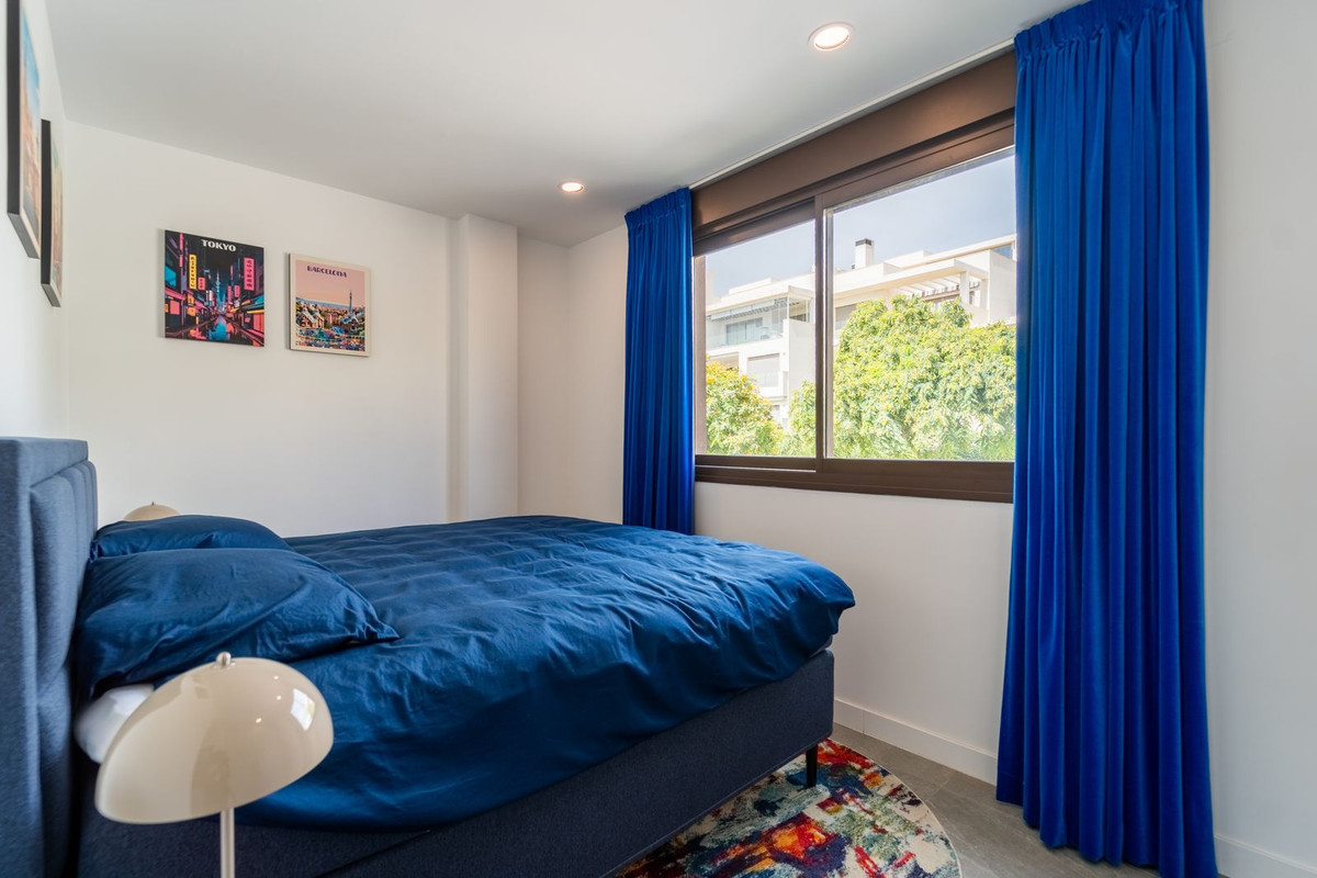 Se vende Apartamento Planta Media de 3 dormitorios en Costa Del Sol, Málaga, España