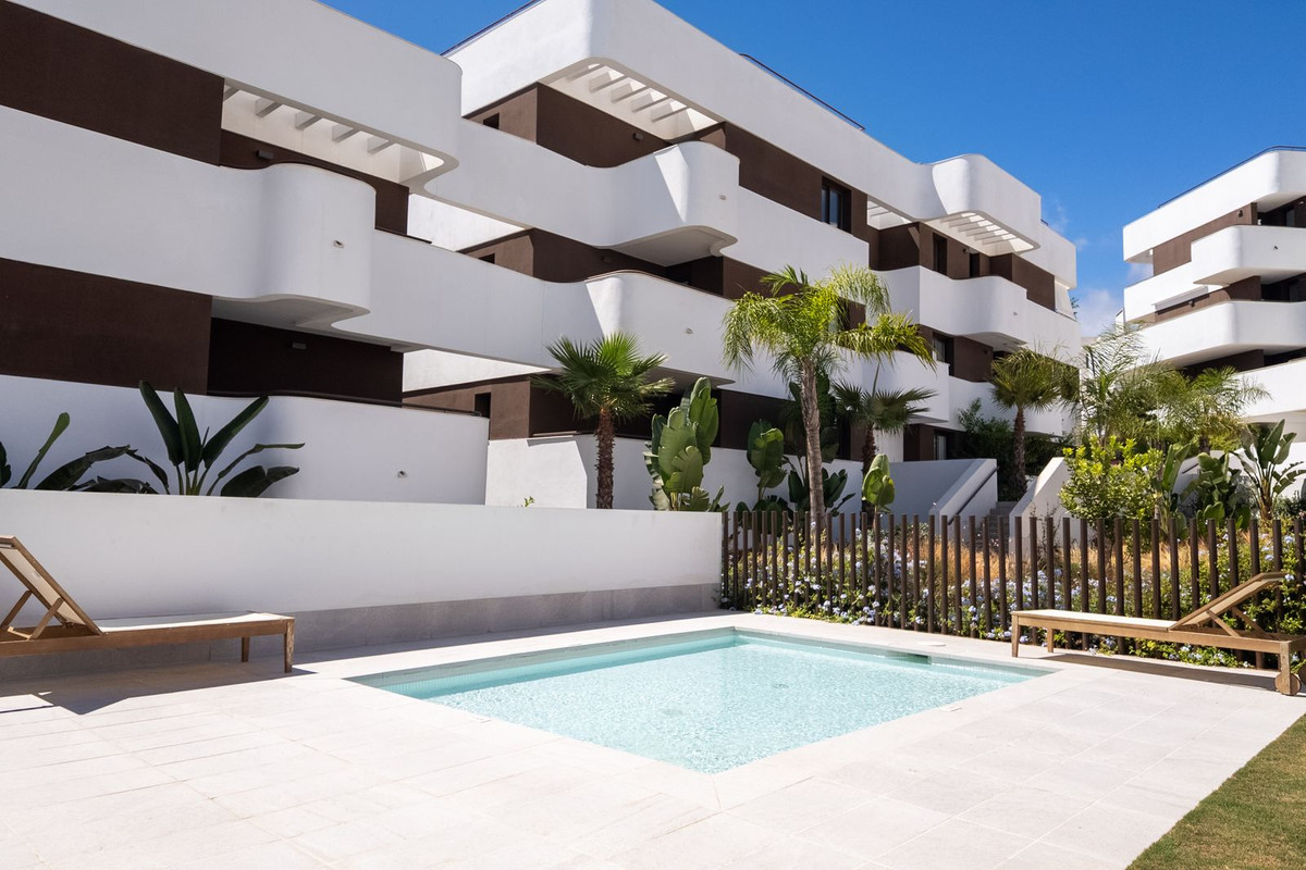 Se vende Apartamento Planta Media de 3 dormitorios en Costa Del Sol, Málaga, España