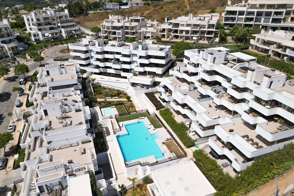 Se vende Apartamento Planta Media de 3 dormitorios en Costa Del Sol, Málaga, España