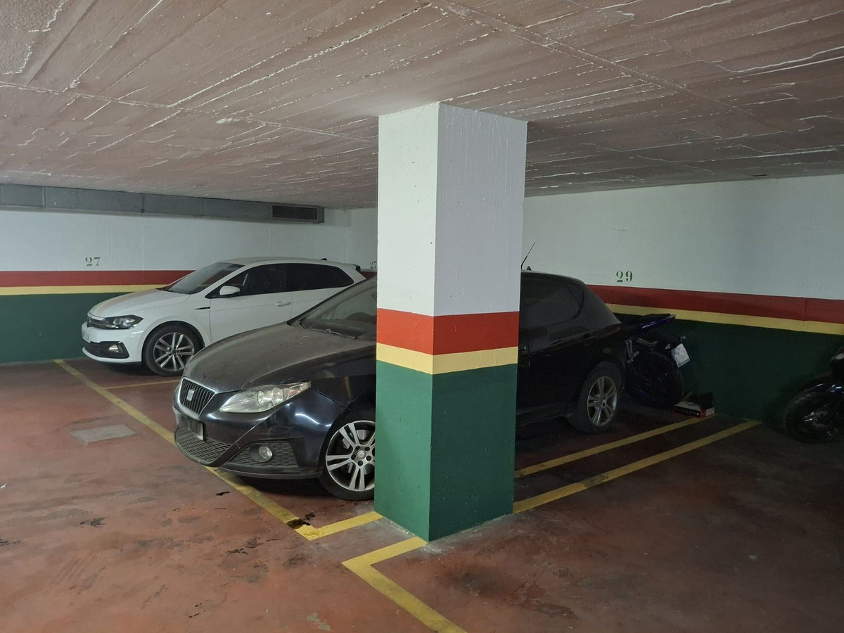 Se vende Garaje  en Costa Del Sol, Málaga, España