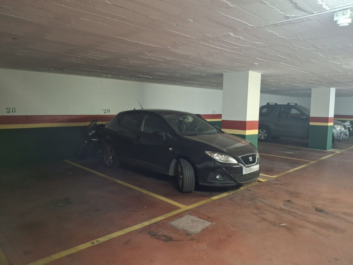 Se vende Garaje  en Costa Del Sol, Málaga, España