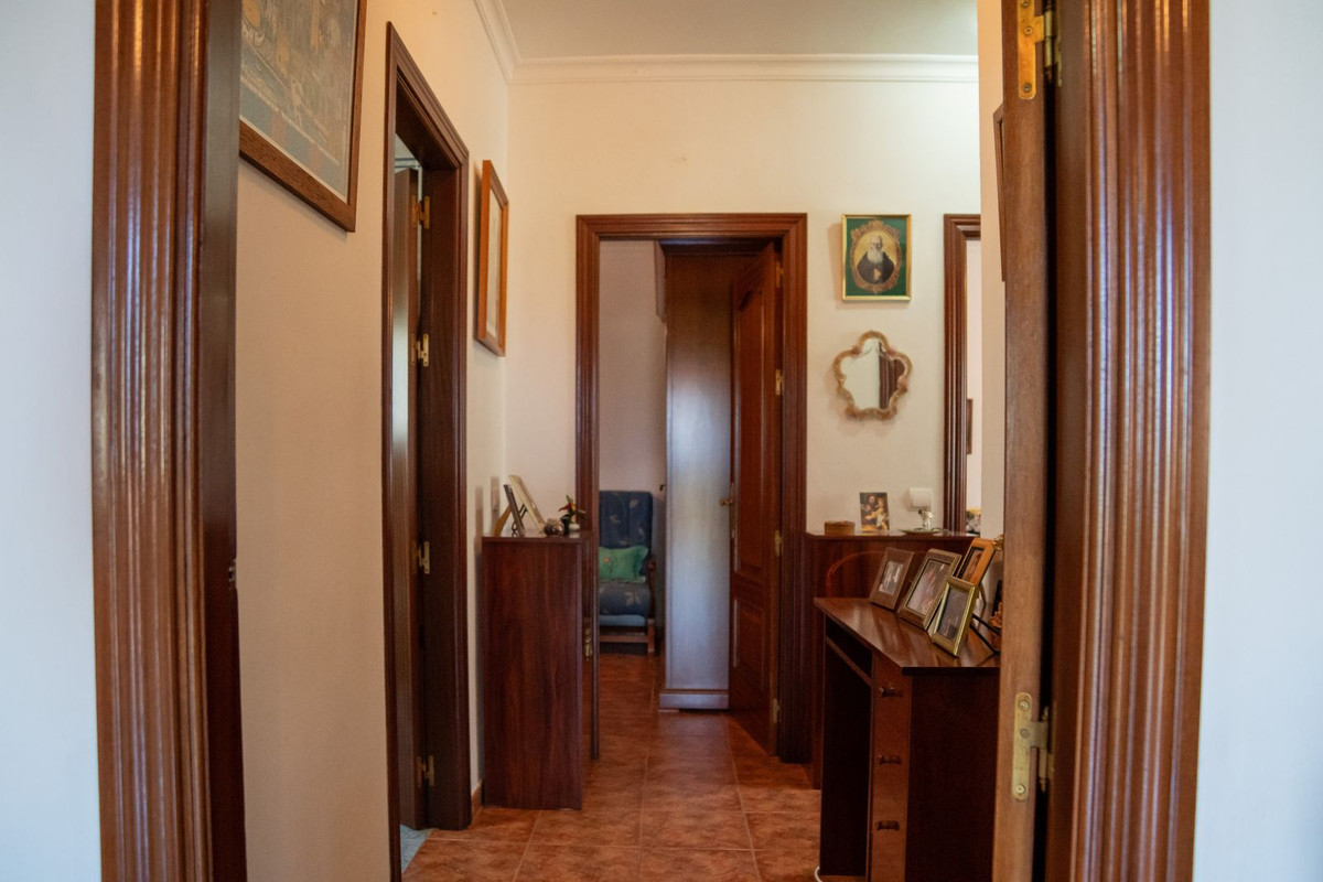 Se vende Finca - Cortijo de 3 dormitorios en Costa Del Sol, Málaga, España
