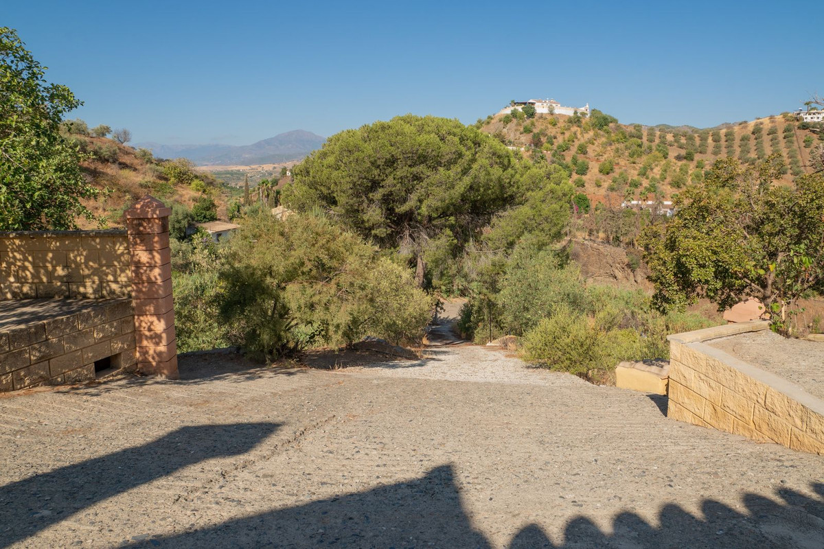 Se vende Finca - Cortijo de 3 dormitorios en Costa Del Sol, Málaga, España