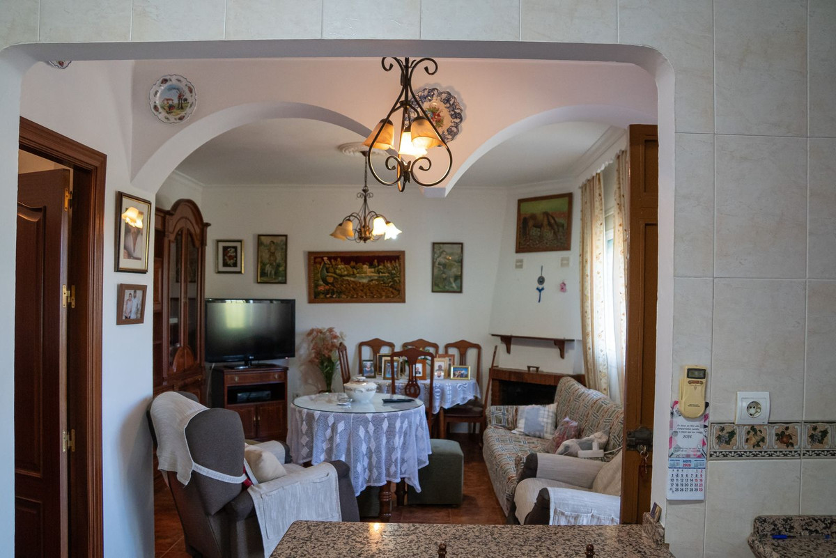 Se vende Finca - Cortijo de 3 dormitorios en Costa Del Sol, Málaga, España