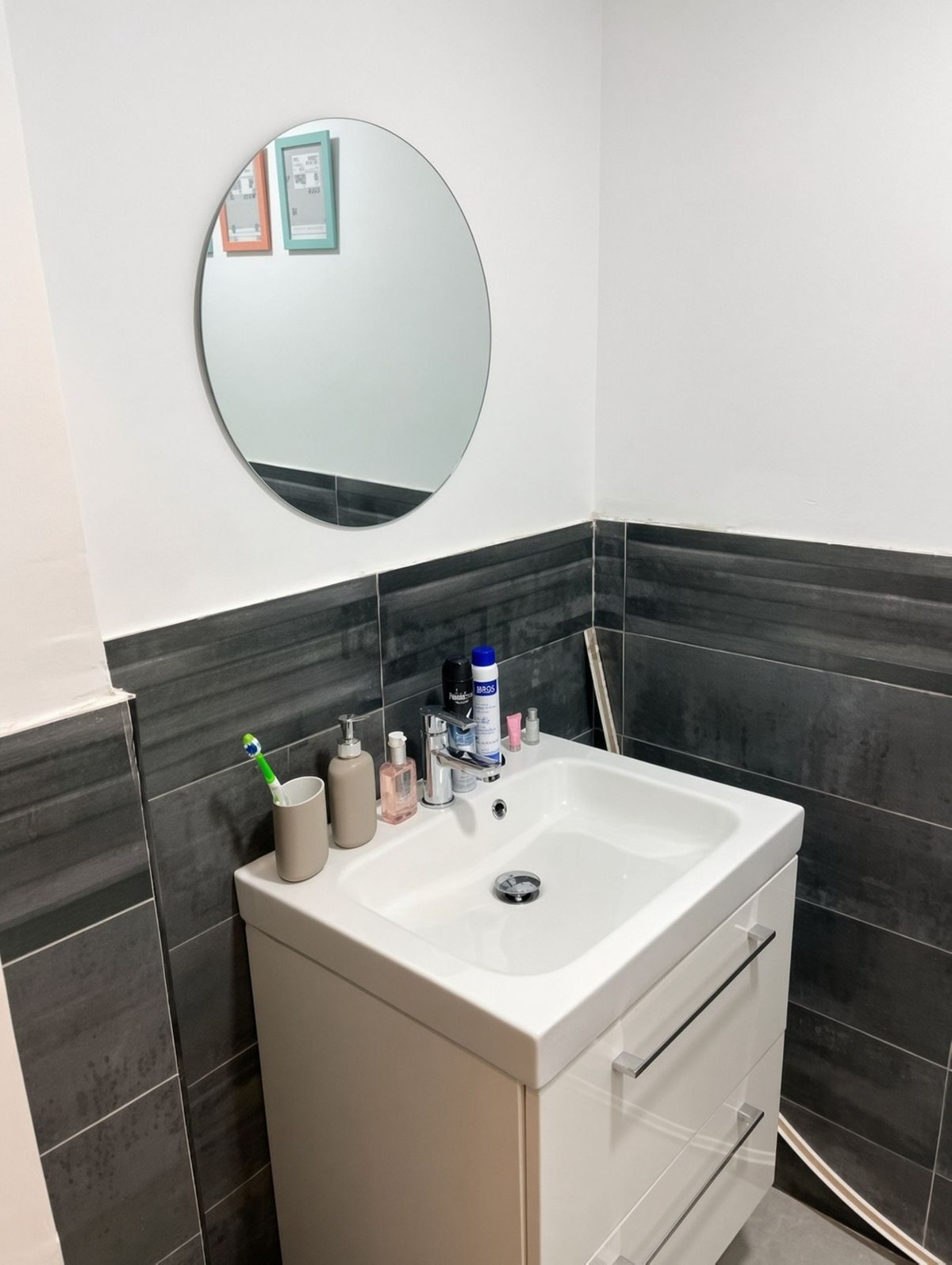 Se vende Apartamento Planta Media de 3 dormitorios en Costa Del Sol, Málaga, España