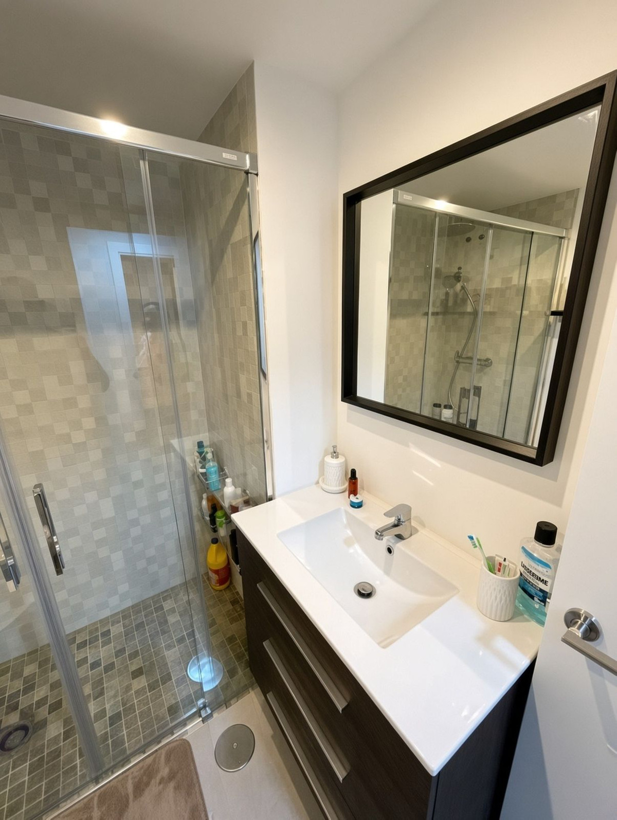 Se vende Apartamento Planta Media de 3 dormitorios en Costa Del Sol, Málaga, España