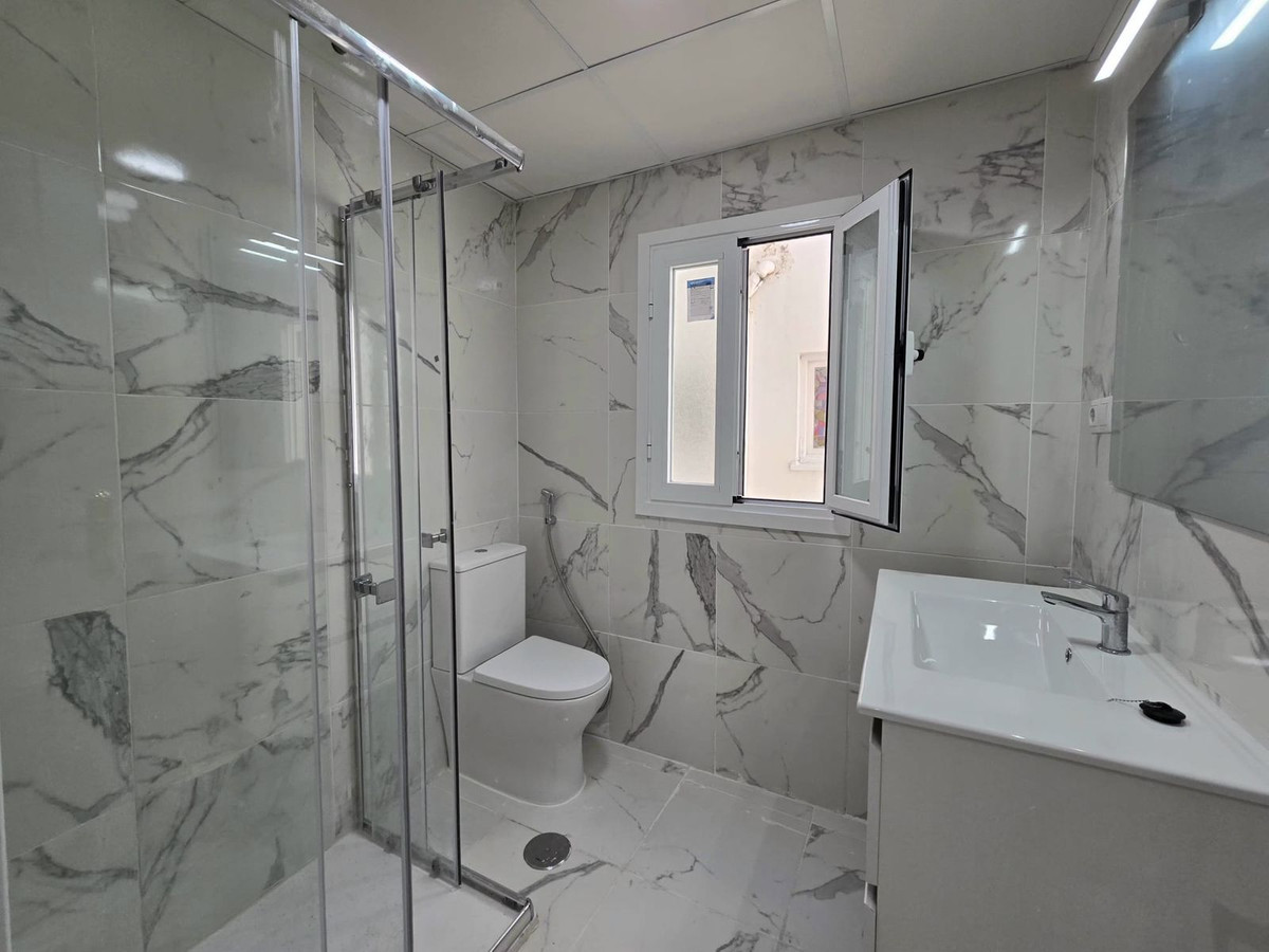 3 Bed Apartment for sale in Torremolinos Costa Del Sol, Málaga, Spain