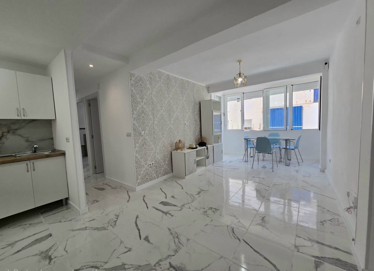 3 Bed Apartment for sale in Torremolinos Costa Del Sol, Málaga, Spain