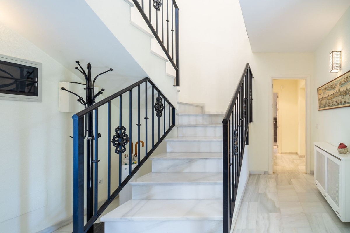 4 Bed Townhouse for sale in Marbesa Costa Del Sol, Málaga, Spain