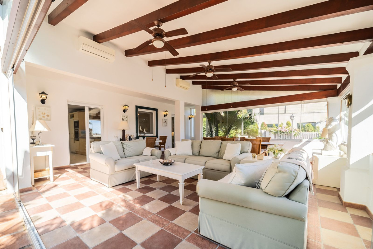 4 Bed Townhouse for sale in Marbesa Costa Del Sol, Málaga, Spain