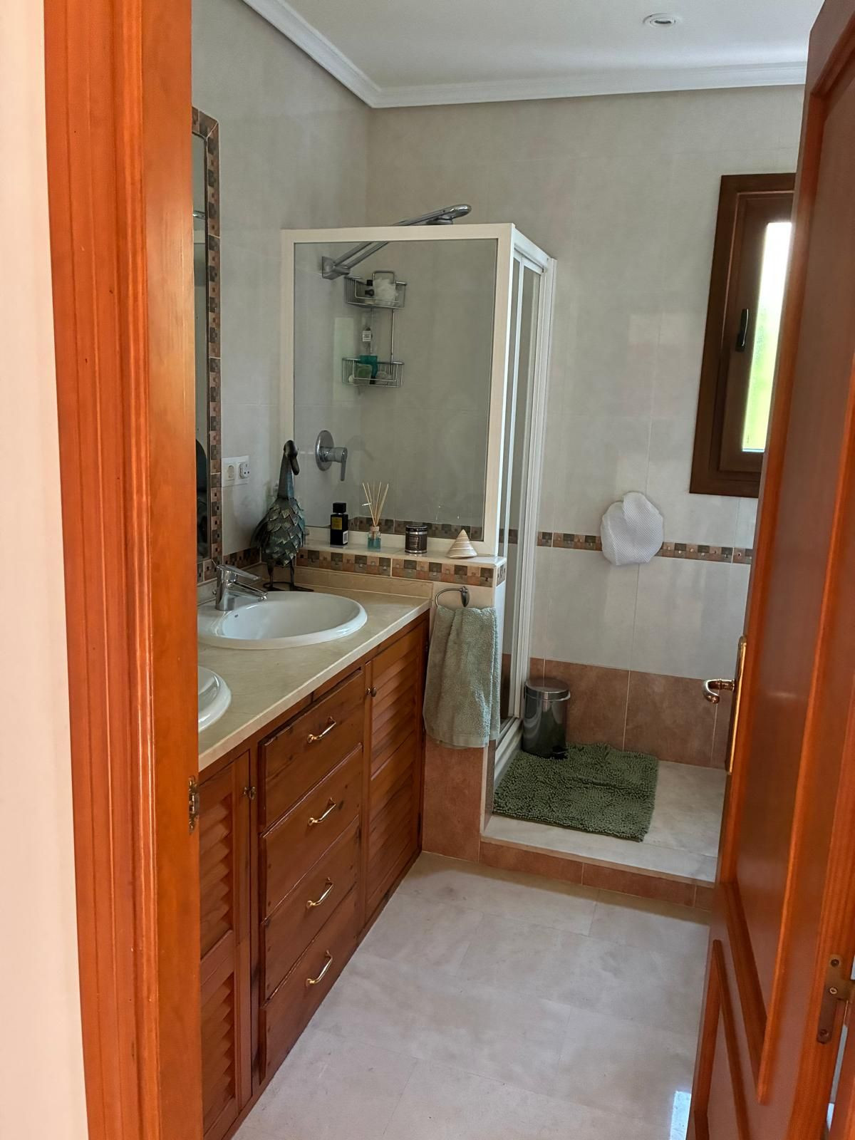 Se vende Villa - Chalet de 4 dormitorios en Costa Del Sol, Málaga, España
