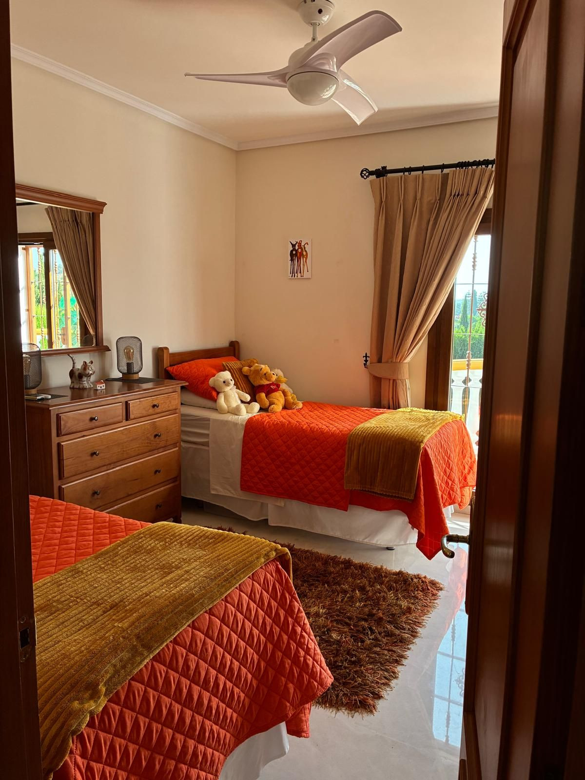 Se vende Villa - Chalet de 4 dormitorios en Costa Del Sol, Málaga, España