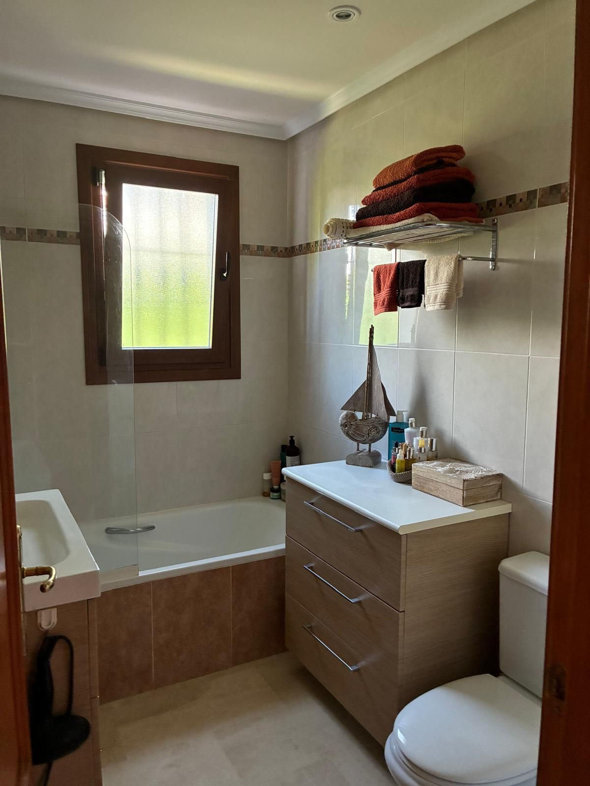 Se vende Villa - Chalet de 4 dormitorios en Costa Del Sol, Málaga, España