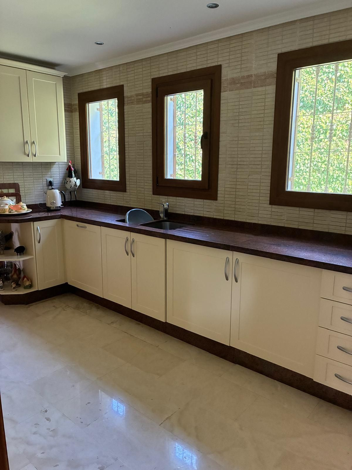 Se vende Villa - Chalet de 4 dormitorios en Costa Del Sol, Málaga, España