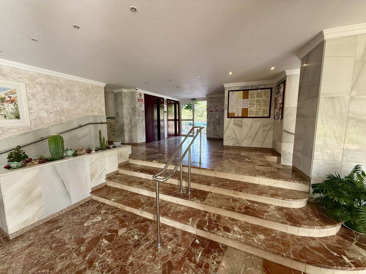 1 Bed Apartment for sale in Marbesa Costa Del Sol, Málaga, Spain