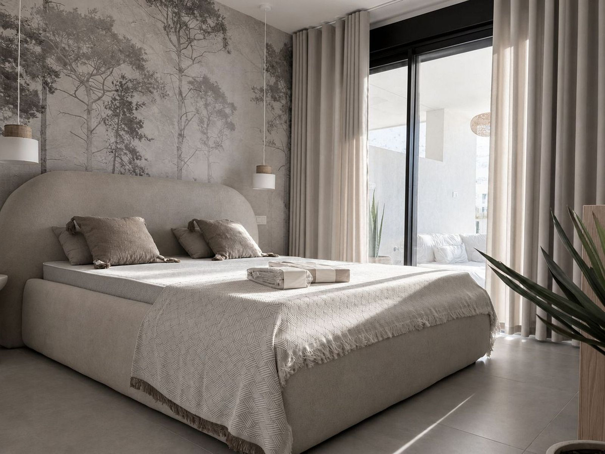 2 Bed Apartment for sale in Fuengirola Costa Del Sol, Málaga, Spain