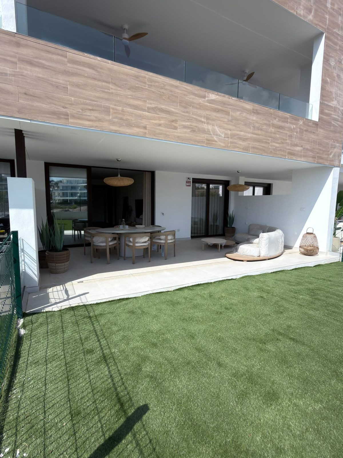 2 Bed Apartment for sale in Fuengirola Costa Del Sol, Málaga, Spain