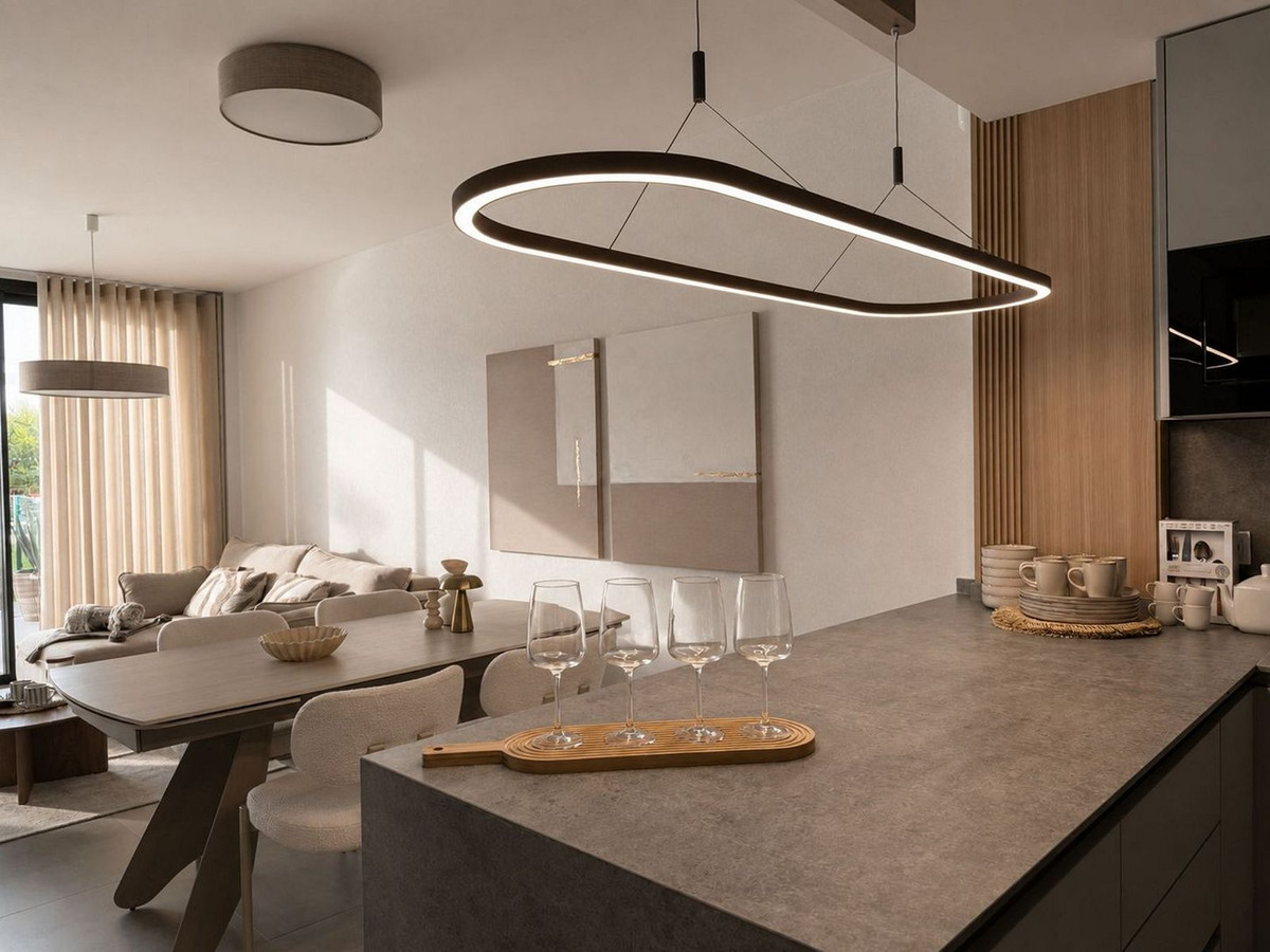 2 Bed Apartment for sale in Fuengirola Costa Del Sol, Málaga, Spain