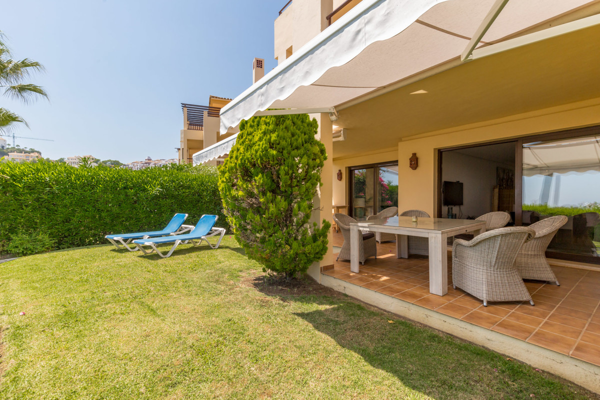 Se vende Apartamento Planta Baja de 3 dormitorios en Costa Del Sol, Málaga, España