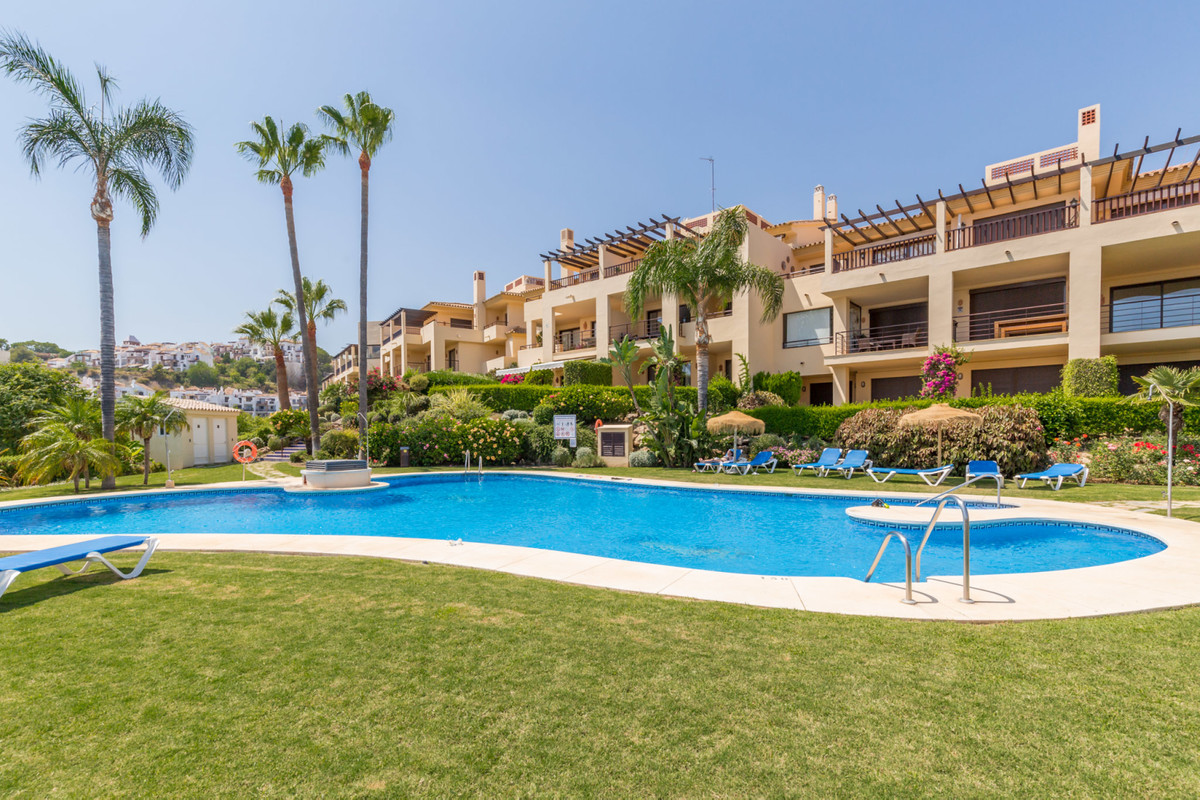 Se vende Apartamento Planta Baja de 3 dormitorios en Costa Del Sol, Málaga, España
