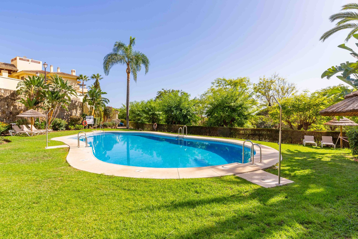 Se vende Apartamento Planta Baja de 3 dormitorios en Costa Del Sol, Málaga, España