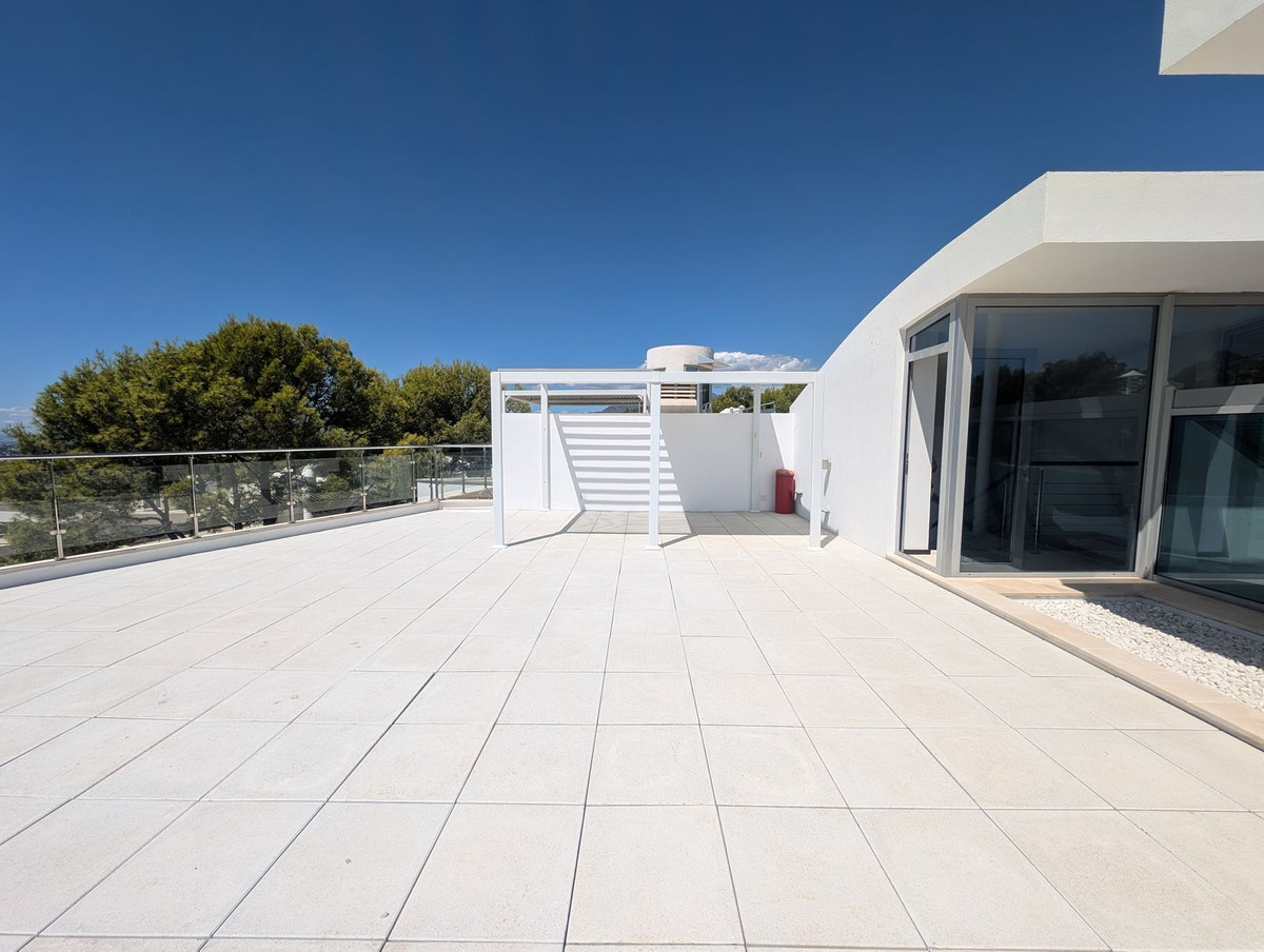 Se vende Pareada de 5 dormitorios en Costa Del Sol, Málaga, España