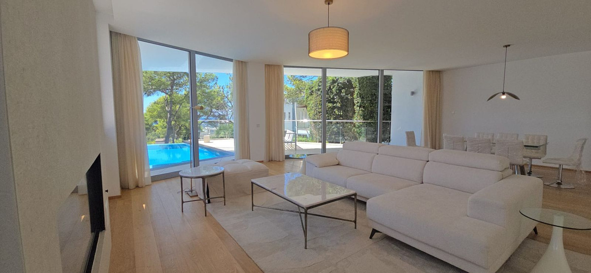 Se vende Pareada de 5 dormitorios en Costa Del Sol, Málaga, España