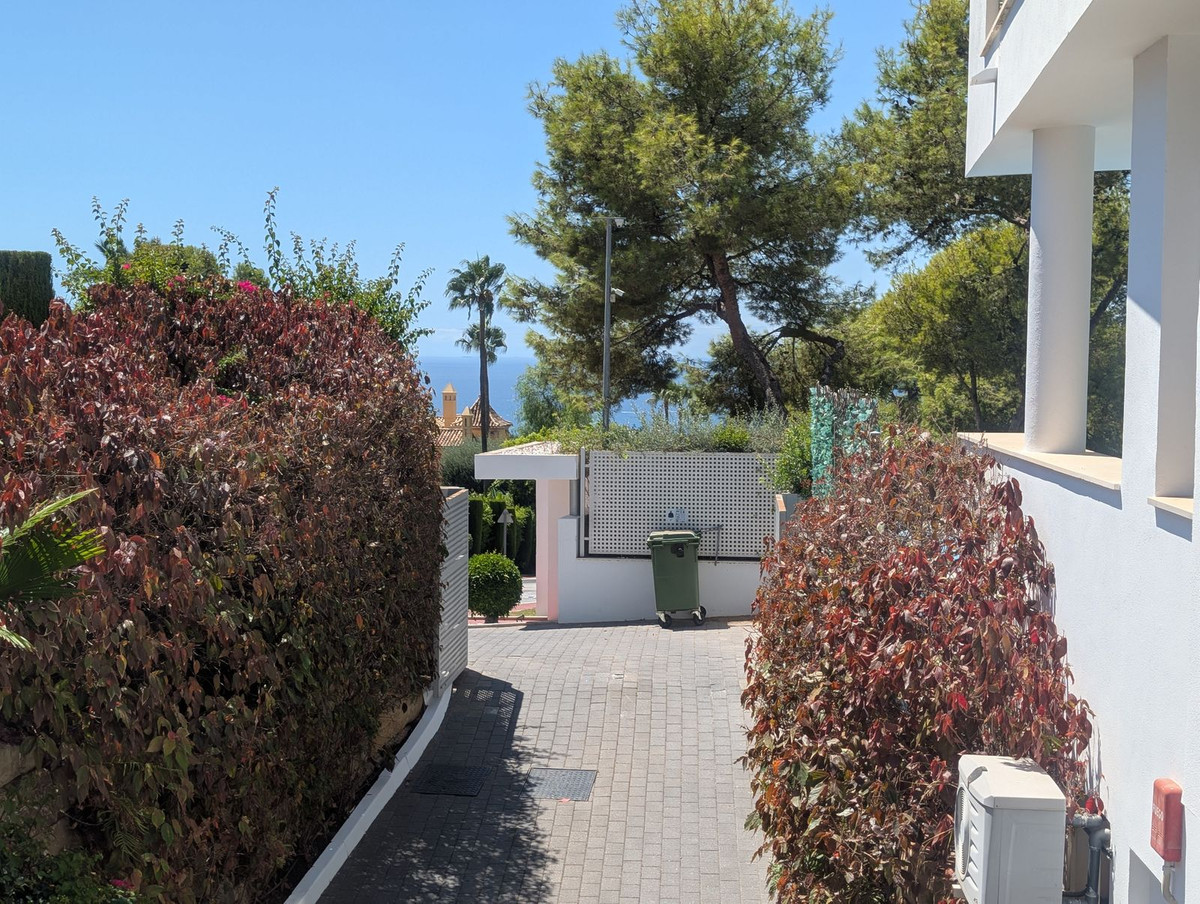 Se vende Pareada de 5 dormitorios en Costa Del Sol, Málaga, España