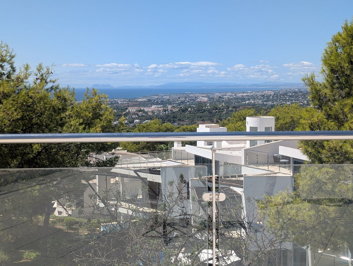 Se vende Pareada de 5 dormitorios en Costa Del Sol, Málaga, España