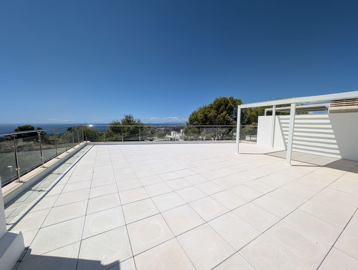 Se vende Pareada de 5 dormitorios en Costa Del Sol, Málaga, España