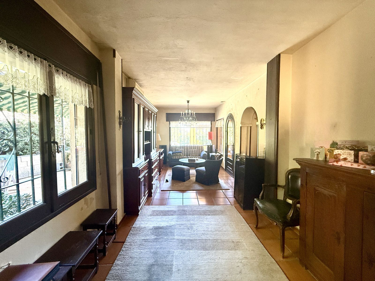 Se vende Villa - Chalet de 5 dormitorios en Costa Del Sol, Málaga, España