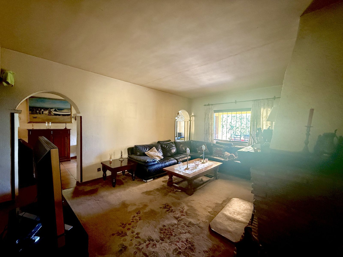 Se vende Villa - Chalet de 5 dormitorios en Costa Del Sol, Málaga, España