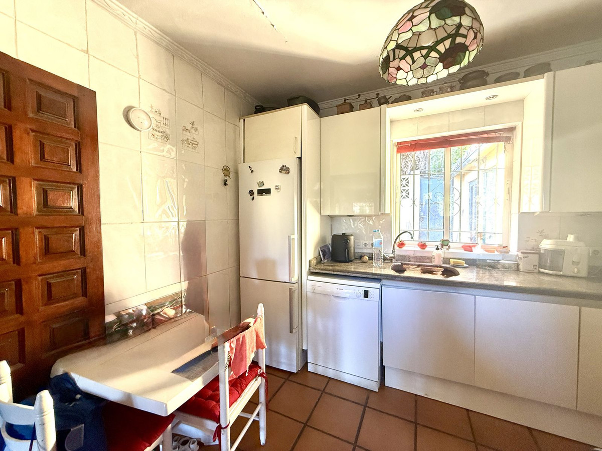 Se vende Villa - Chalet de 5 dormitorios en Costa Del Sol, Málaga, España